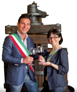 Daniele Baglione, Sindaco di Gattinara, e Luisa Cerri, Assessore alla Cultura